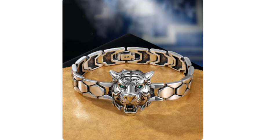  "4. Silver Elegance: Revealing the Beauty of Silver Bracelets"